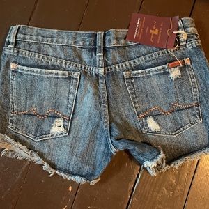 Seven for all mankind shorts size 30